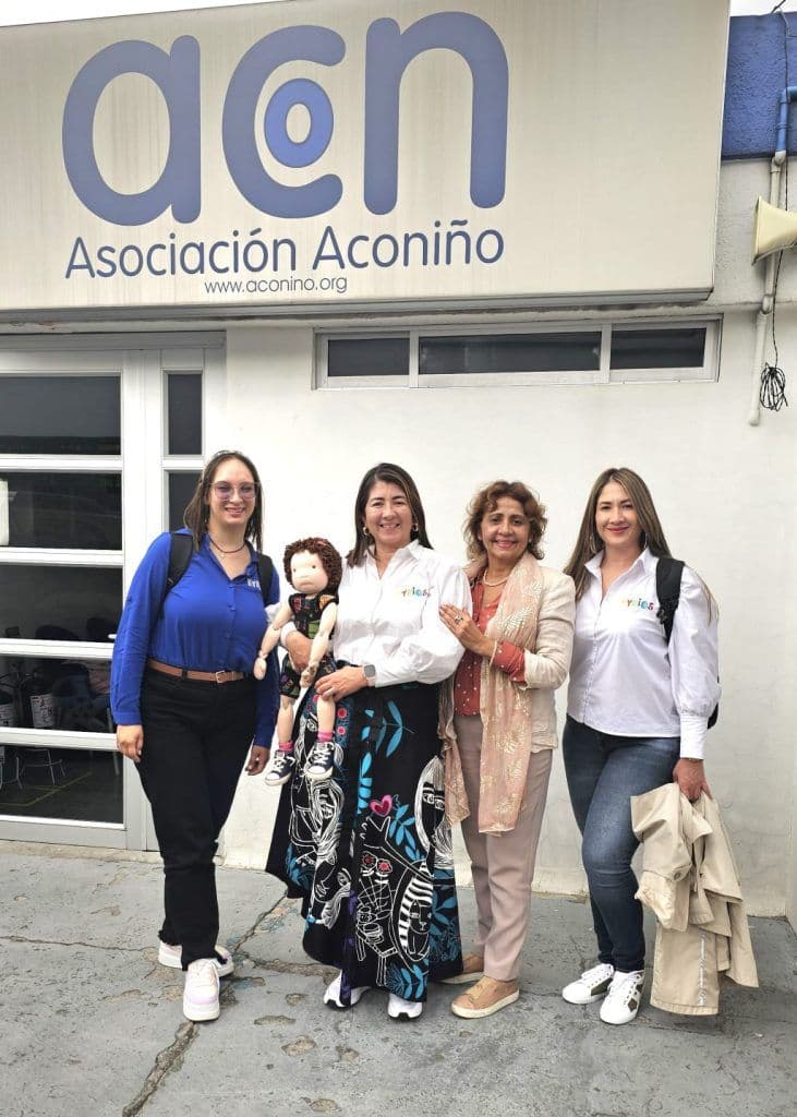 Directora de Kyrios Suit visitó Asociación Aconiño
